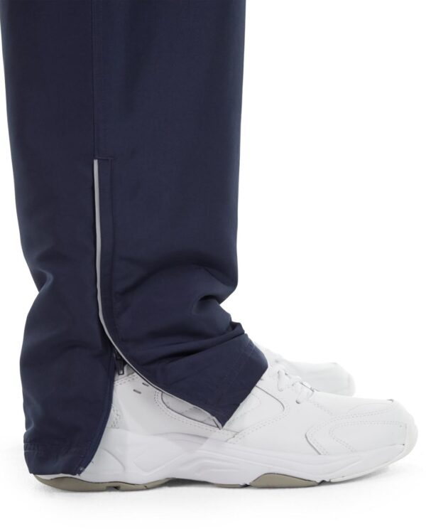 Performance pant blue detail view
